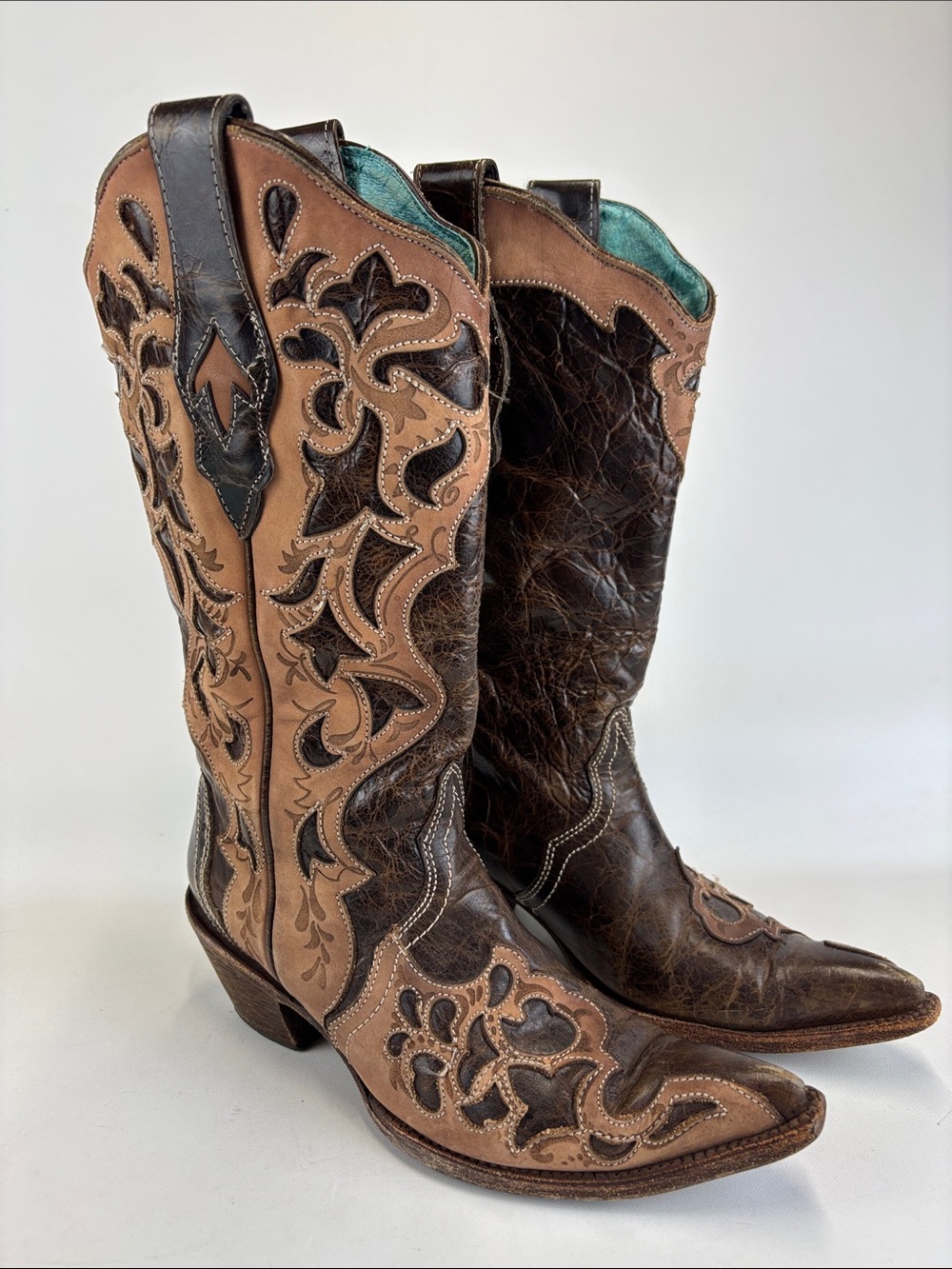 CORRAL Western Boots Distressed Brown Leather Cutouts Point Toe Womens Size 7.5